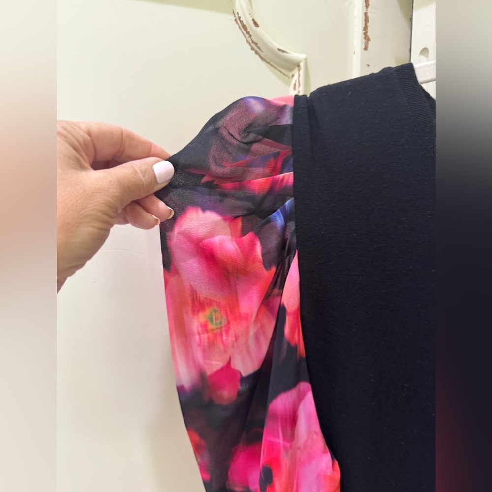 Generation Love Joni Floral Sleeve Top Size Large - Picture 3 of 8